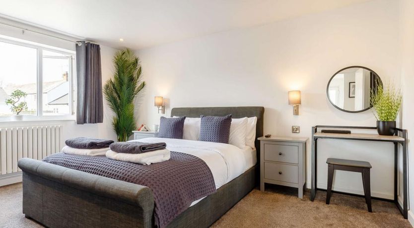 Photo of 2 Bed in Pyworthy