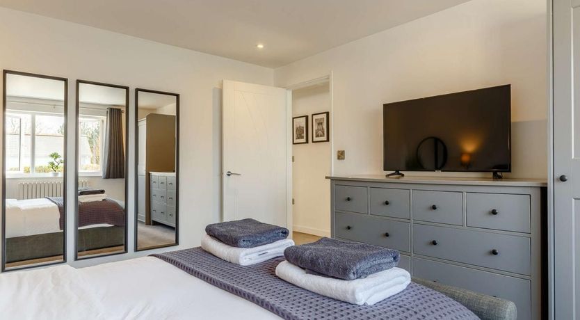 Photo of 2 Bed in Pyworthy