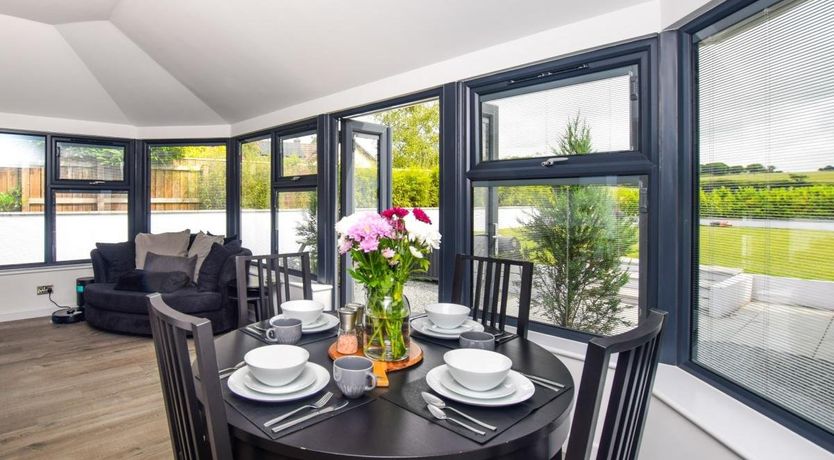 Photo of 2 Bed in Pyworthy