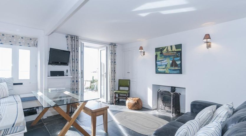 Photo of 2 Bed in Aberdovey