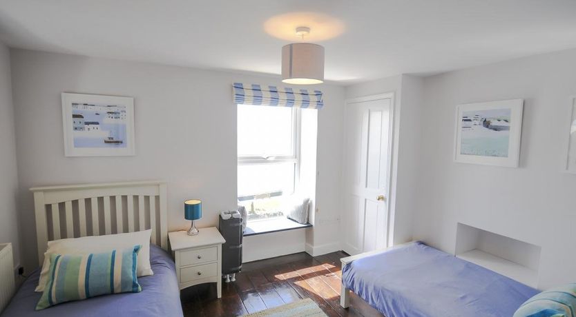 Photo of 2 Bed in Aberdovey
