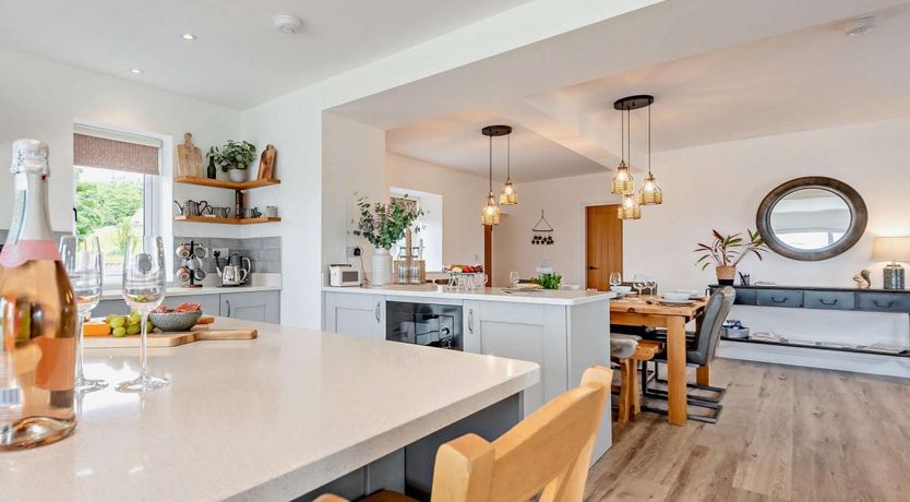 Photo of 5 Bed in Llandyrnog