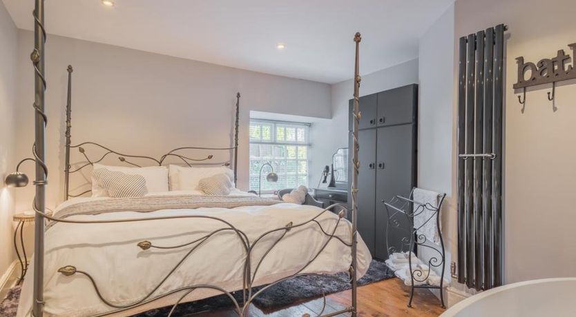 Photo of 1 Bed in Water Yeat