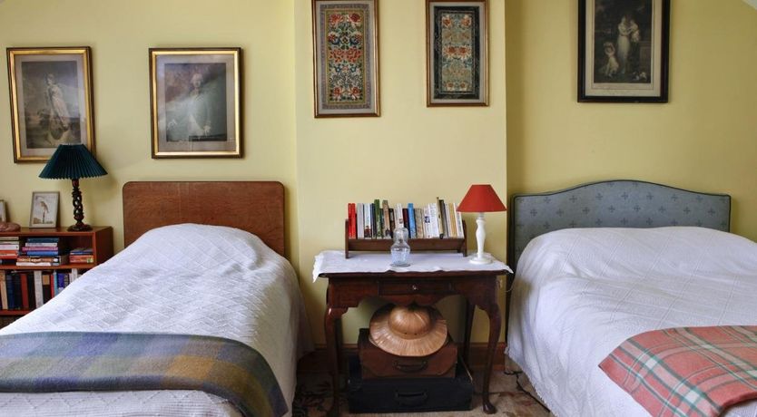 Photo of 1 Bed in Llanbedr