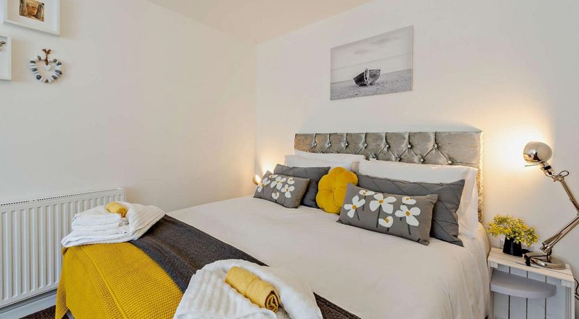 Photo of 4 Bed in Combe Martin