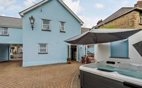Photo of in Combe Martin (83502)