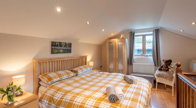 Photo of 1 Bed in Ystradgynlais