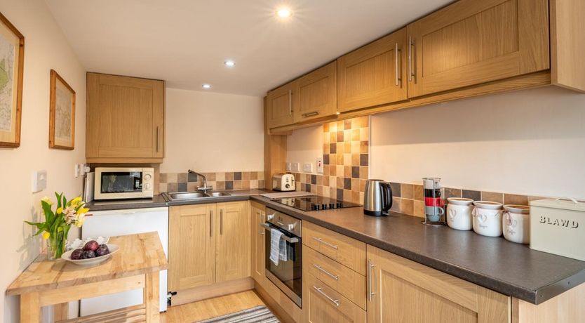 Photo of 1 Bed in Ystradgynlais