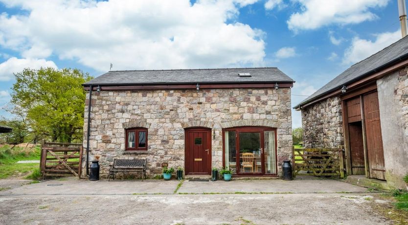 Photo of 1 Bed in Ystradgynlais