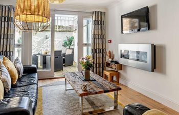2 Bed in Tenby Apartment