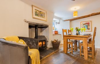 2 Bed in Ulverston Holiday Cottage