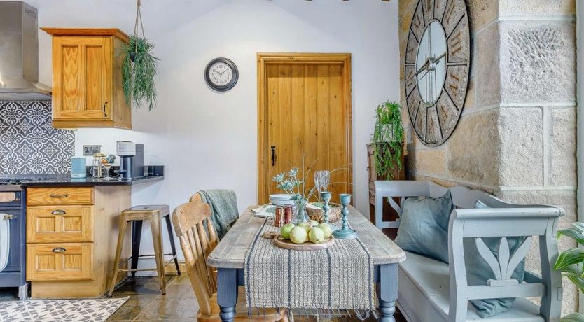 Photo of 3 Bed in Farley