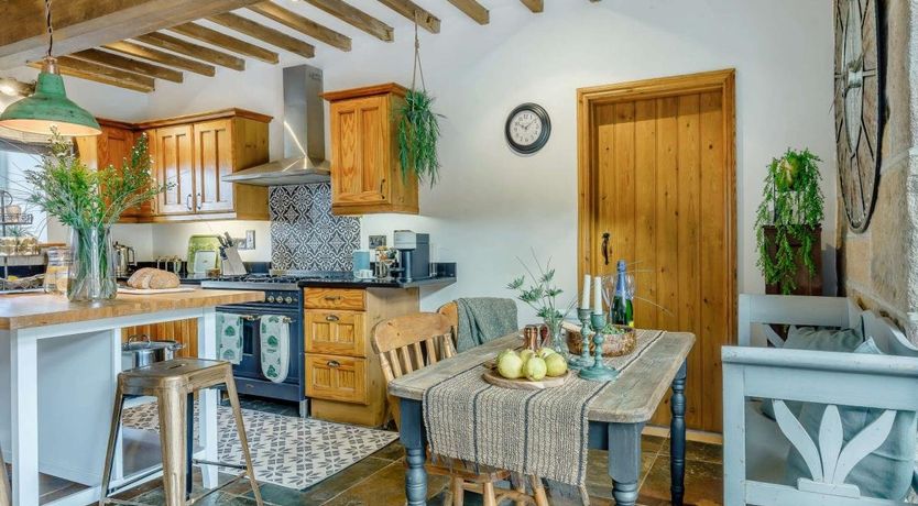 Photo of 3 Bed in Farley