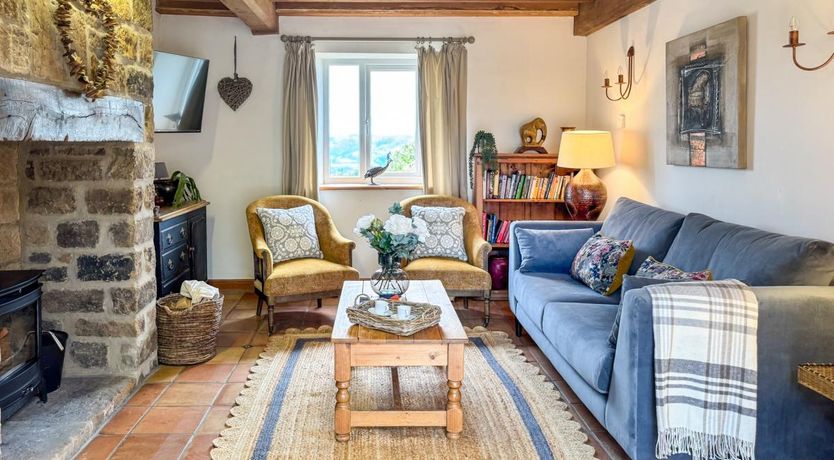 Photo of 3 Bed in Farley