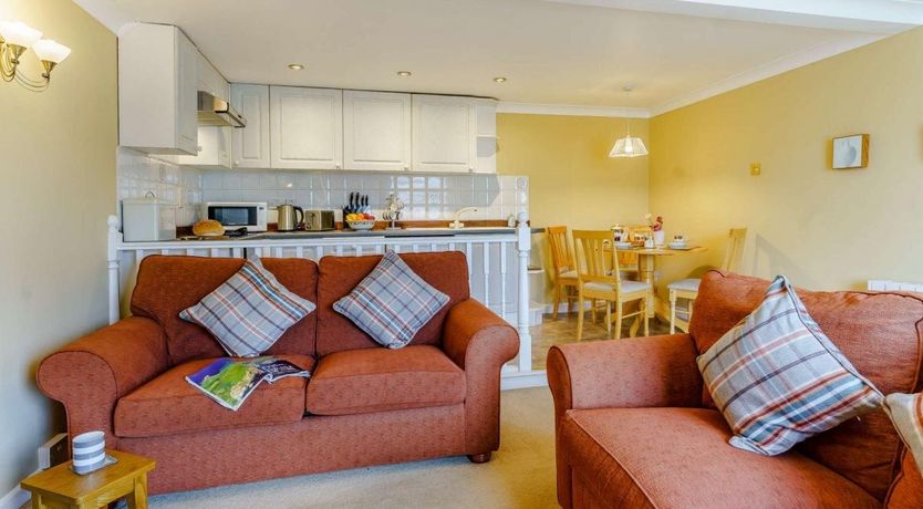 Photo of 1 Bed in Tenby