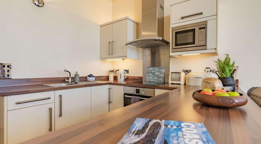 Photo of 2 Bed in Tenby