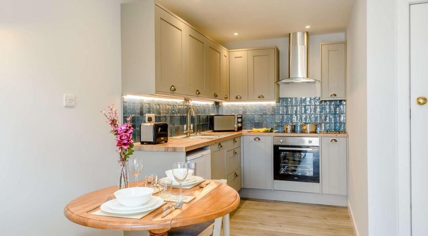 Photo of 1 Bed in Lymington