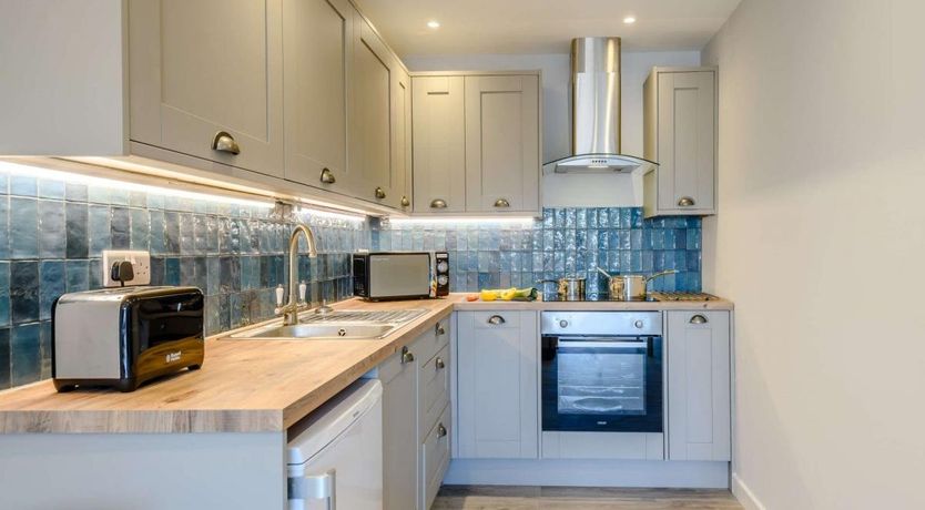 Photo of 1 Bed in Lymington