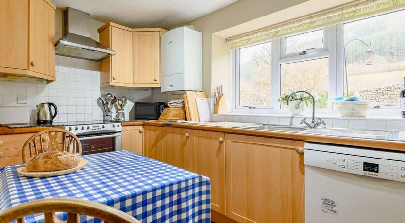 Photo of 3 Bed in Talybont-on-Usk