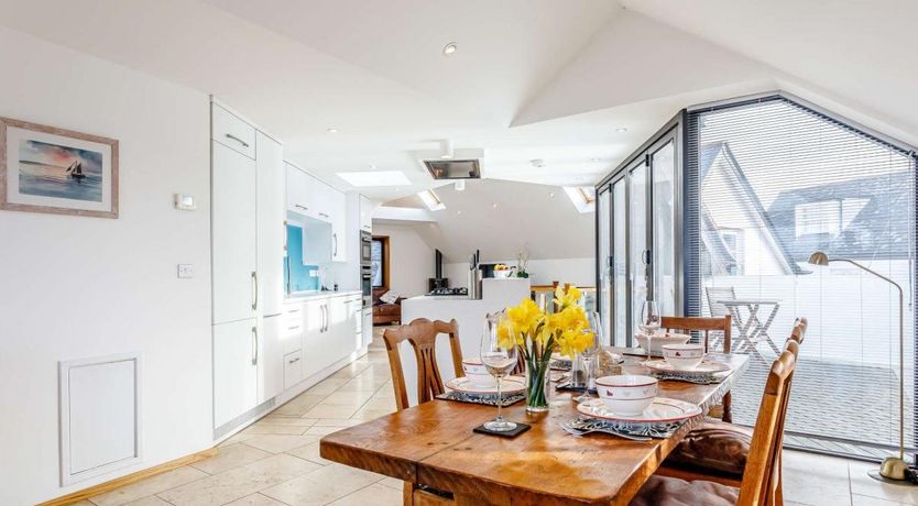 Photo of 2 Bed in Lympstone