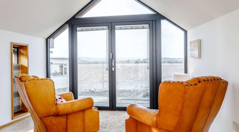 Photo of 2 Bed in Lympstone