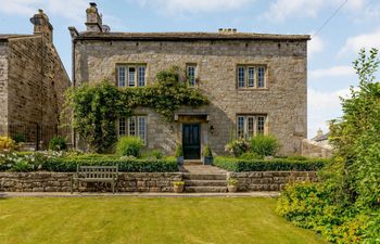 5 Bed in Harrogate Holiday Cottage