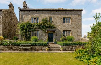 in Dacre Banks (83663) Holiday Cottage
