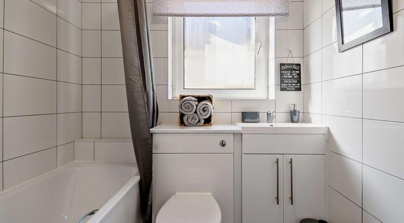 Photo of 2 Bed in Seaford