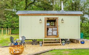 Photo of 1 Bed in Lamphey