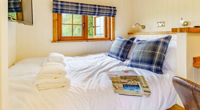 Photo of 1 Bed in Lamphey