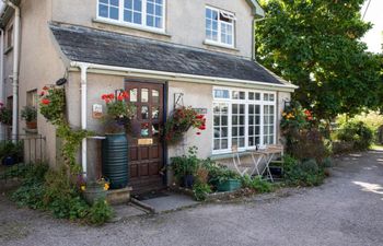 House in Mid Wales Holiday Cottage