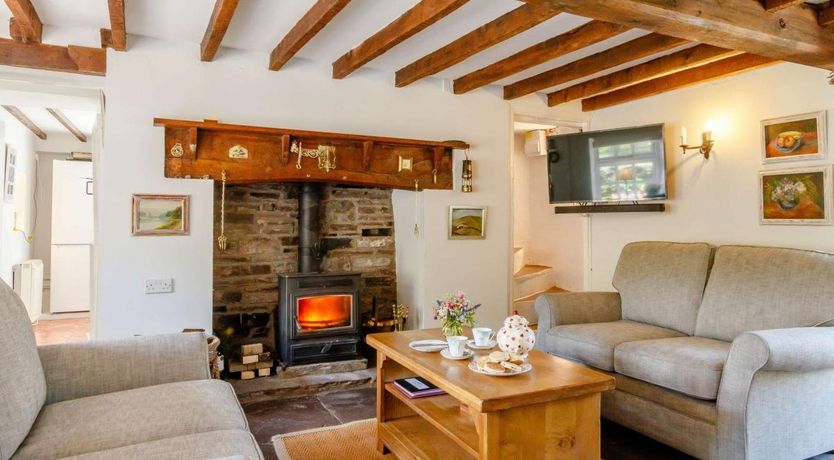 Photo of 3 Bed in Talybont-on-Usk