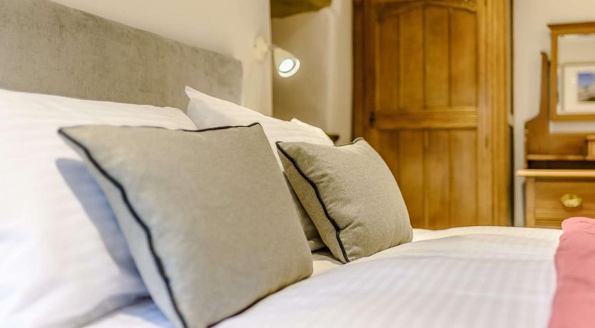 Photo of 1 Bed in High Peak