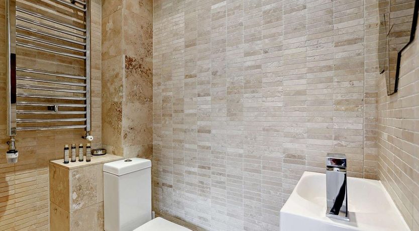 Photo of 3 Bed in Hailey