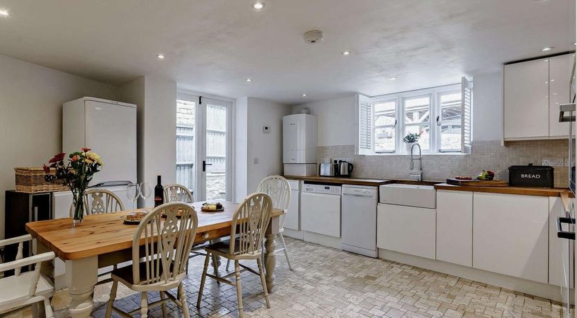 Photo of 3 Bed in Hailey