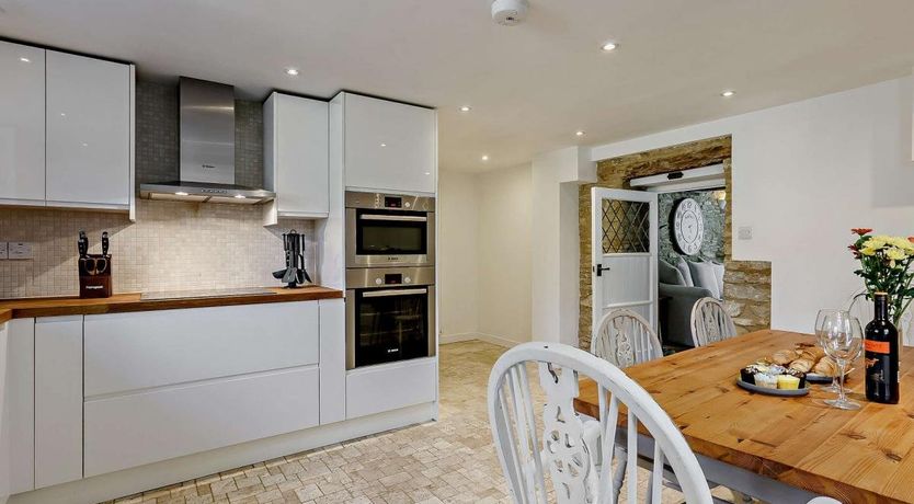 Photo of 3 Bed in Hailey