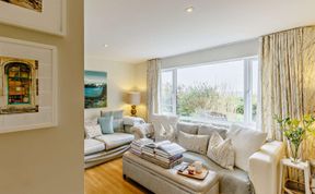 Photo of 2 Bed in Kingsbridge