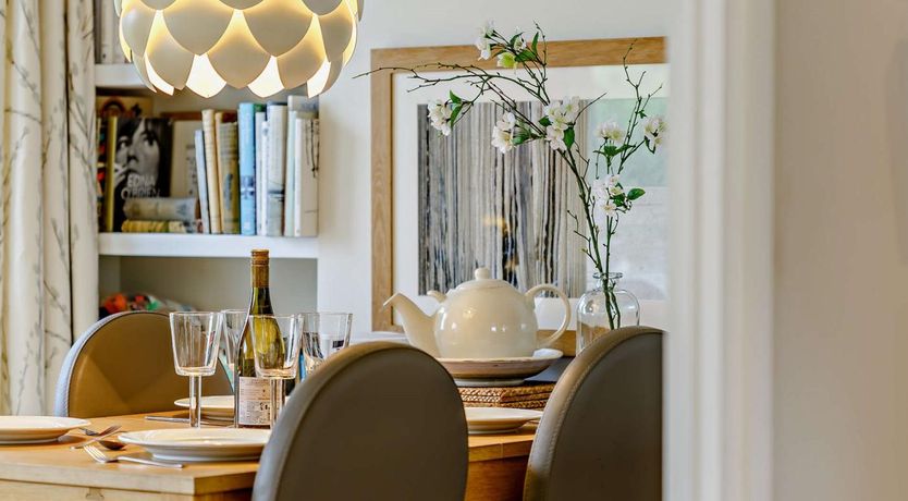 Photo of 2 Bed in Kingsbridge