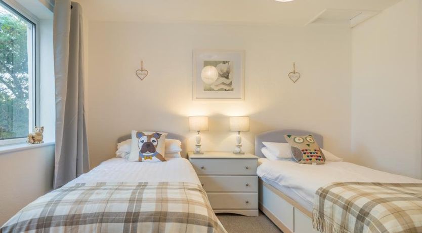 Photo of 2 Bed in Santon