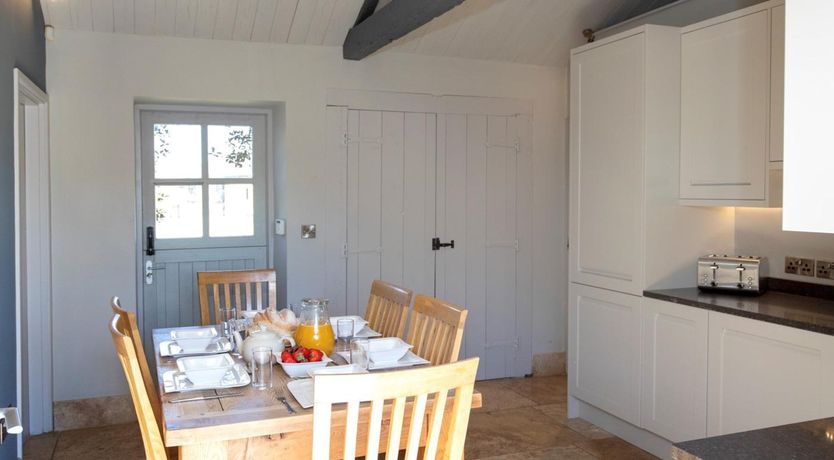 Photo of 4 Bed in Richmond