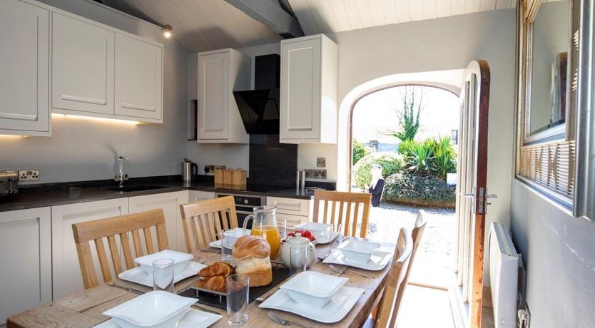 Photo of 4 Bed in Gilling West