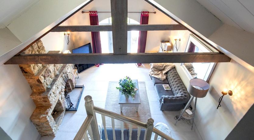 Photo of 4 Bed in Richmond