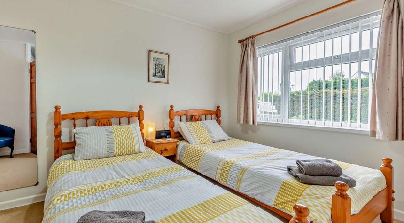 Photo of 2 Bed in Jameston