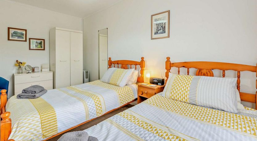 Photo of 2 Bed in Jameston