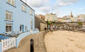 Photo of in Tenby (FB095)