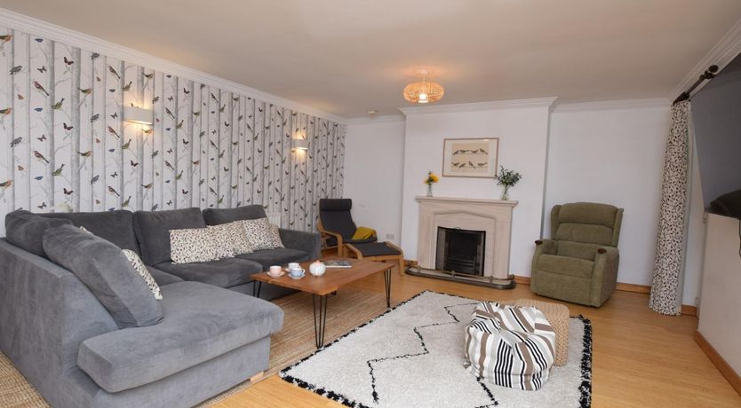 Photo of 4 Bed in Southampton