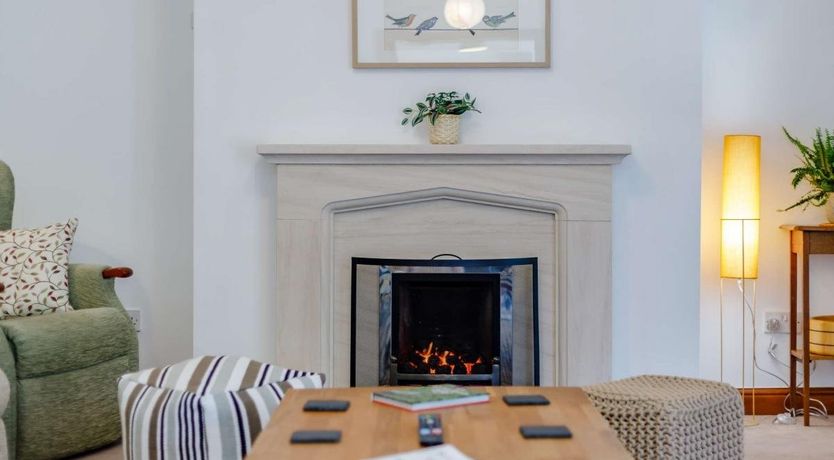 Photo of 4 Bed in Netley