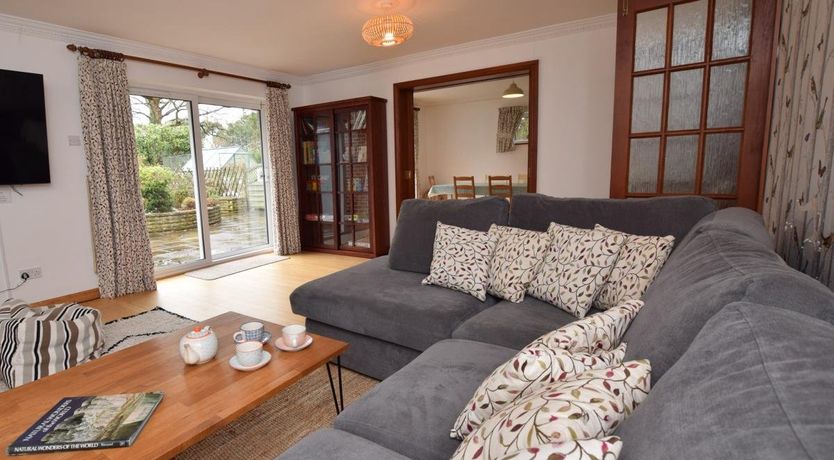 Photo of 4 Bed in Netley