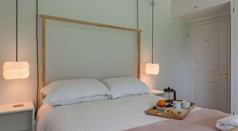 Photo of 4 Bed in Sharrington