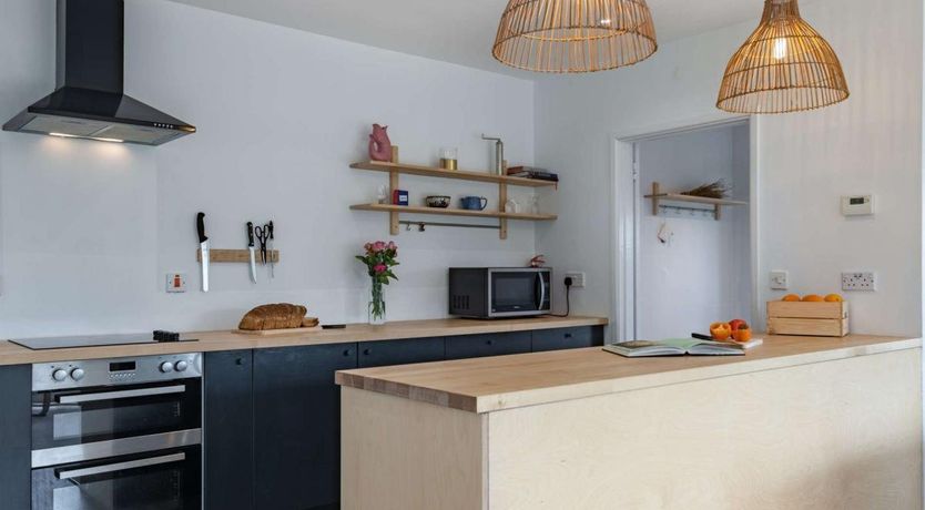 Photo of 4 Bed in Sharrington